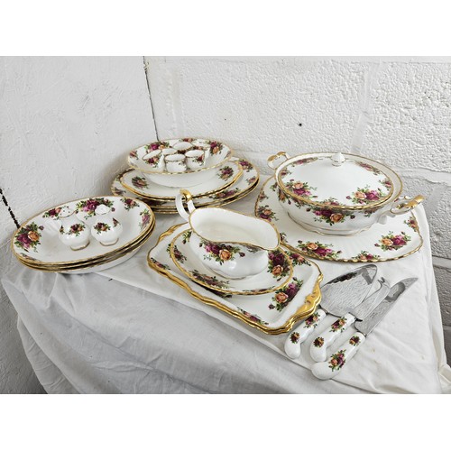 34 - Royal Albert Old Country Rose Serving Set consisting of 2 Large Serving Platters, 2 Medium Platters,... 