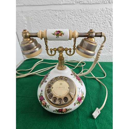 53 - Royal Albert Old Country Rose Phone