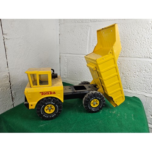 103 - Vintage Tonka Dump Truck