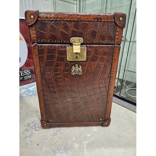 111 - Crocodile Skin Gentlemans Travelling Case