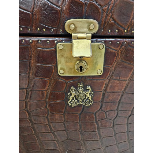 111 - Crocodile Skin Gentlemans Travelling Case