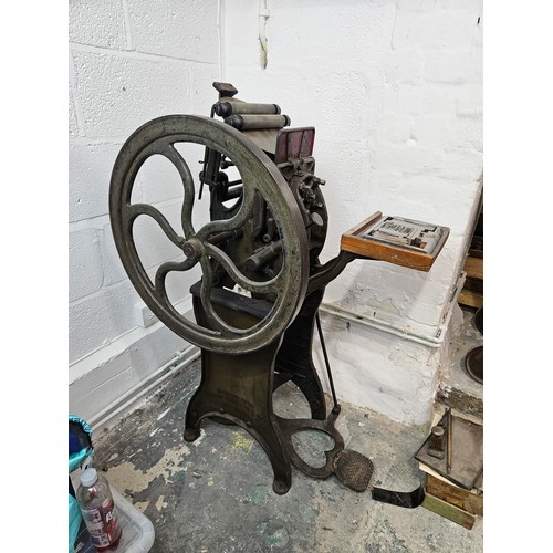 112 - Antique Printing Press