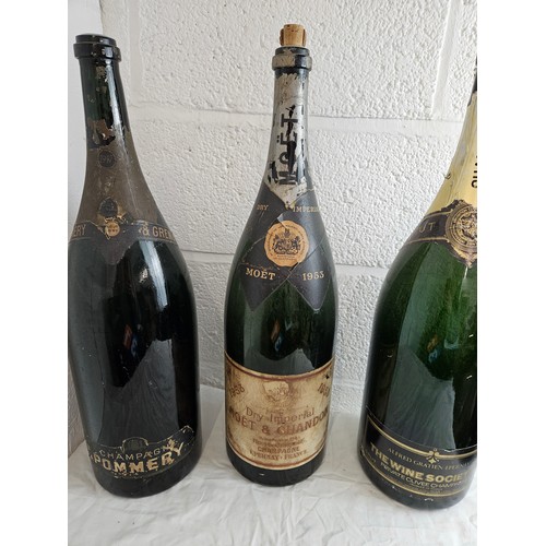 622 - 3 Large Champagne Bottles. Moet & Chandon 1953, Pommery & Greno and Alfred Gration Epernay The Wine ... 