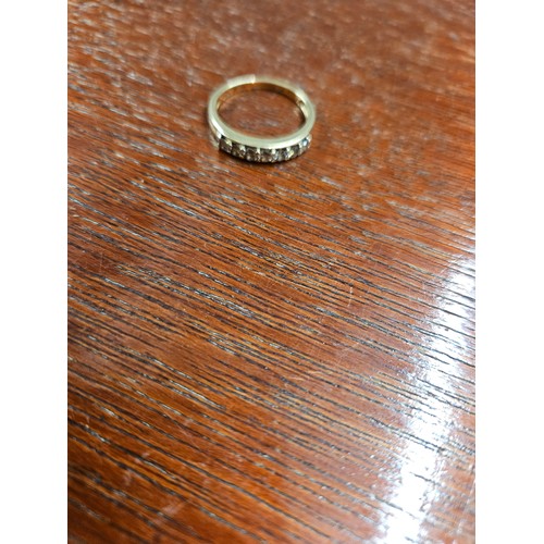 514 - 18ct Gold Diamond Ring