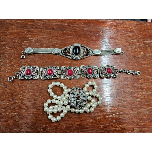 515 - 3 Vintage Bracelets. Inc Silver