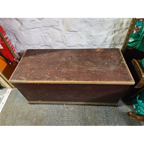 467 - Antique Bedding Box