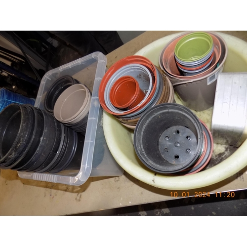 190 - Selection of Plant Pots and Seed Tins