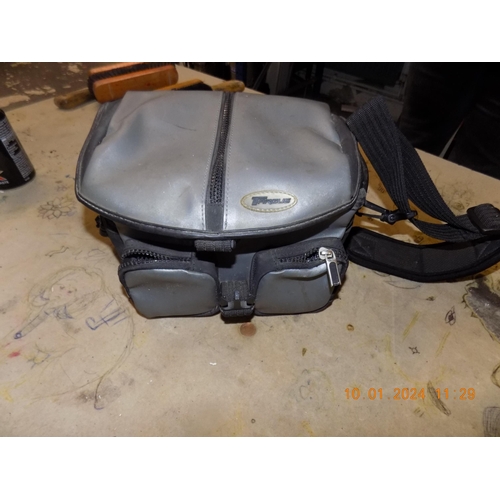 199 - Targue Camera Case