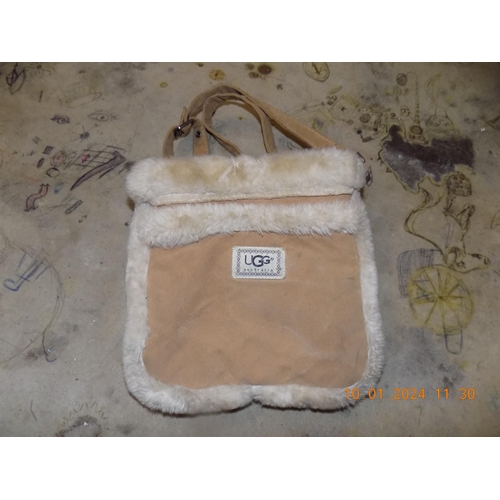 206 - UGG Style Bag