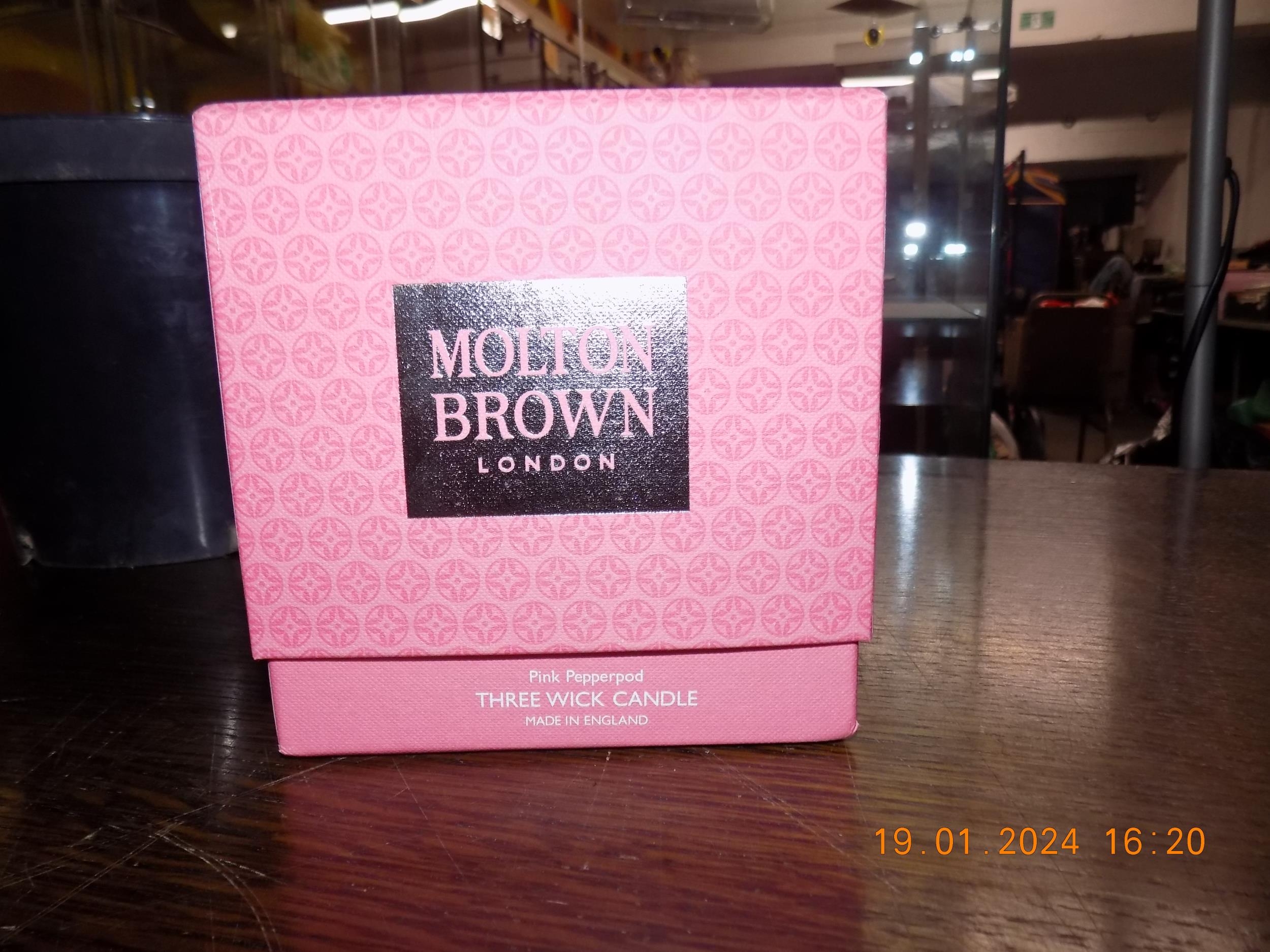 Large Molton Brown Candle Pink Pepperpod