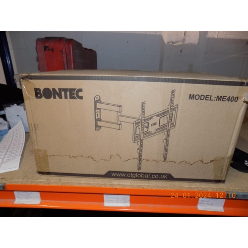 140 - Box of 4 Bontec Wall Brackets