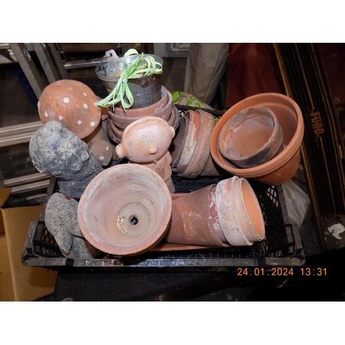 152 - Terracotta Pots and Garden Ornaments