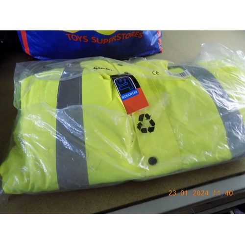 27 - Work Wear Hi-Viz Jacket Size S