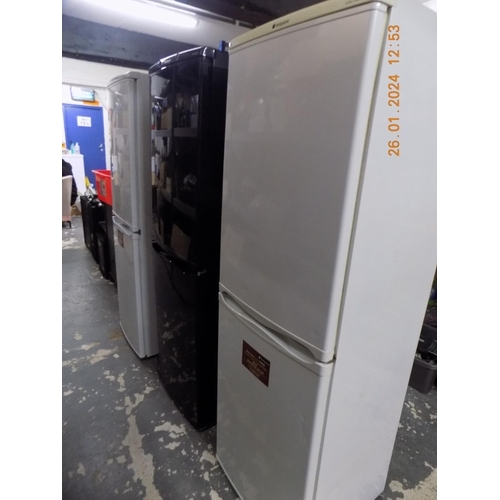 316 - Hotpoint Fridge Freezer w/o