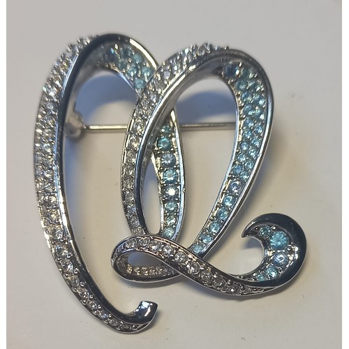 586 - Swarovski Brooch