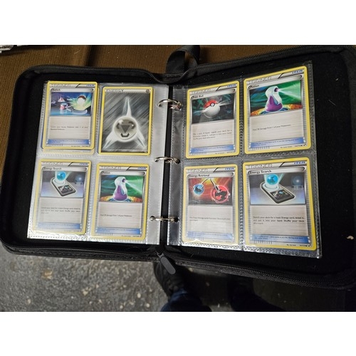 574 - Pokémon Black & White with Pokémon Case