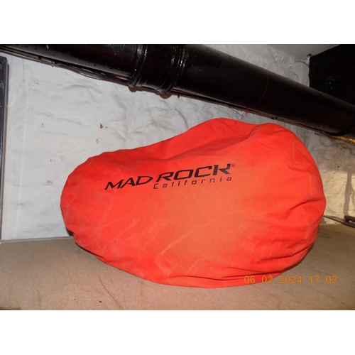 141 - Madrock California Beanbag