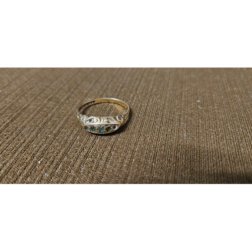 551 - 9ct Gold Ring - One Stone Missing 1.53g