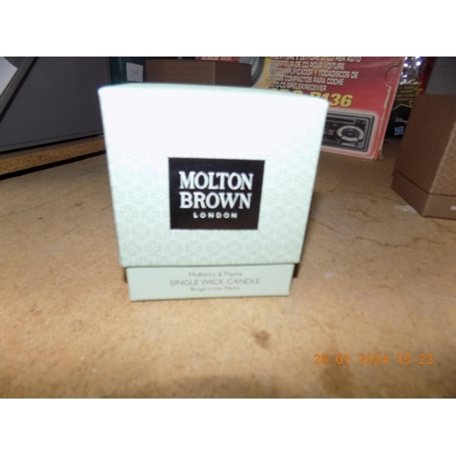 215 - Small Molton Brown Mulberry & Thyme