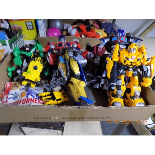 128 - Box of Transformers