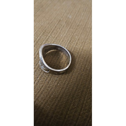 588 - Silver 925 Ring 8.75g