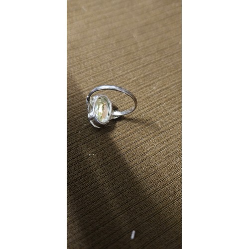 589 - Silver 835 Stone Set Ring. Total weight 3.13g