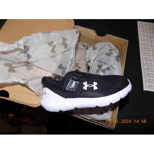 330 - Boxed Under Armour Children's Trainers Size 7.5