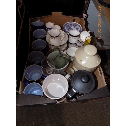 68 - Box of Pottery. Inc Denby