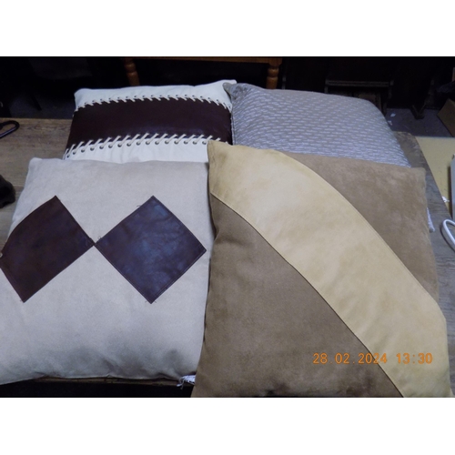 218 - 4 New Cushions