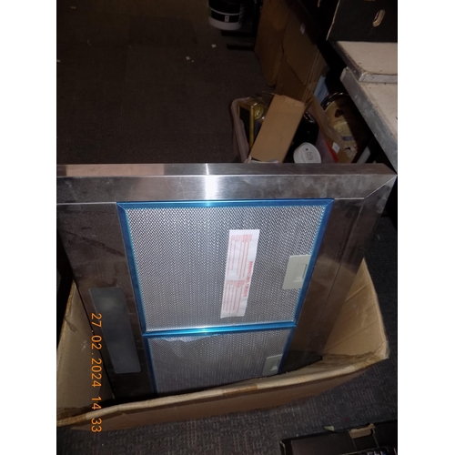 82 - Cooker Extractor Fan