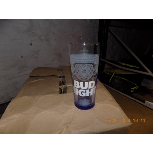 119 - 48 Bud Light Pint Glasses