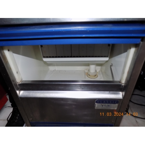 52 - Classic Ice Machine in Working Order - Width: 16 inches, Depth: 17 inches, Height: 26 inches