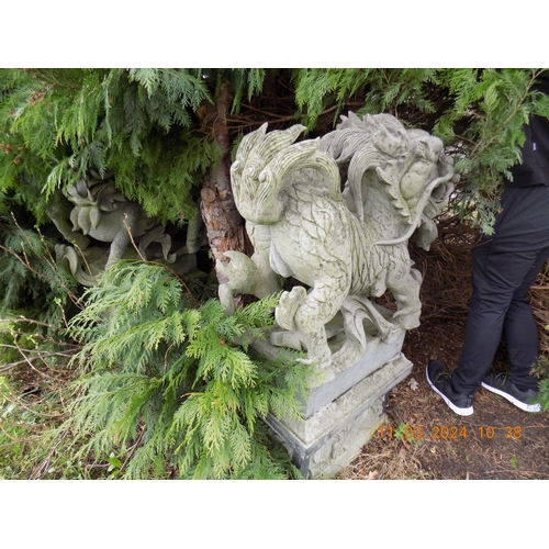 70 - Pair of Foo Dog Garden Statues - Height: 120cm, Width: 80cm