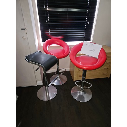 18 - 3 Bar Stools