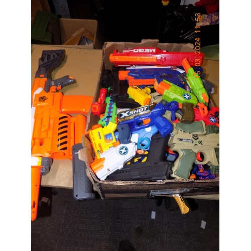 200 - Box of Toy Guns. Mainly Nerf