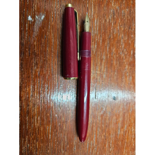 555 - Parker Pen with 14k Gold Nib