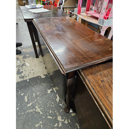 532 - Drop Leaf Table