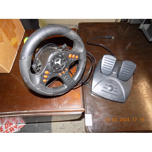 124 - Gaming Steering Wheel and Pedals