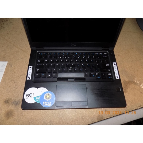 33 - Dell Laptop