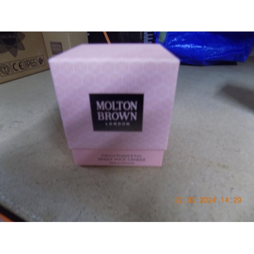 368 - Small Molton Brown Candle Delicious Rhubarb and Rose