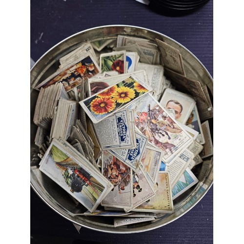 589 - Tin of Cigarette Cards