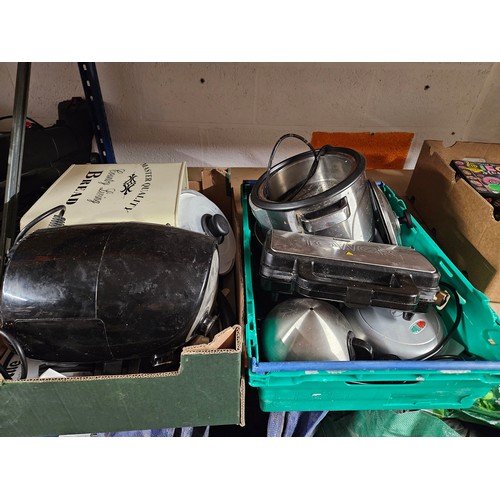 467 - 2 Boxes of Kitchen Wares