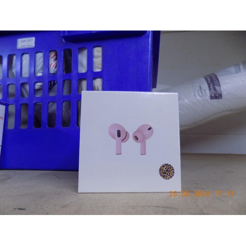 118 - New Sealed Earphones