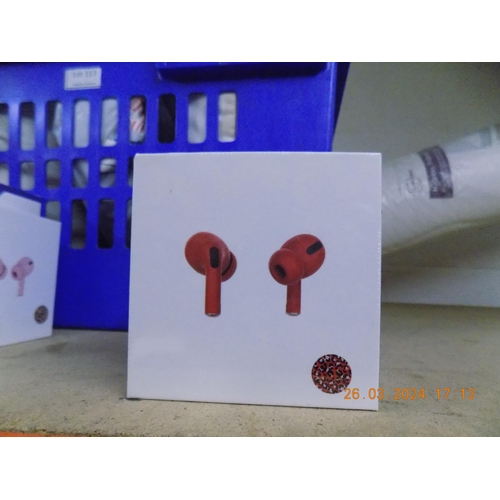 119 - Set of New Earphones