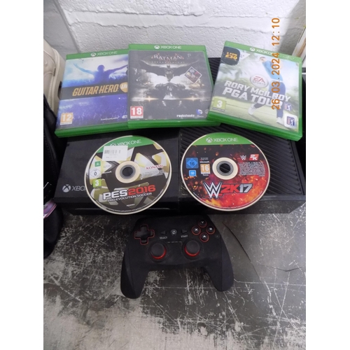 28 - Xbox One, 5 Games and Controller