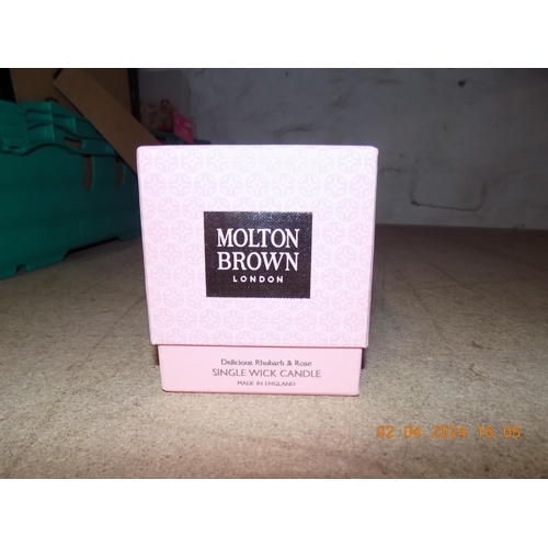 111 - Small Molton Brown Candle Delicious Rhubarb and Rose