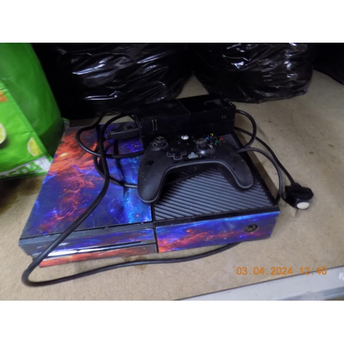 122 - Xbox One and Controller