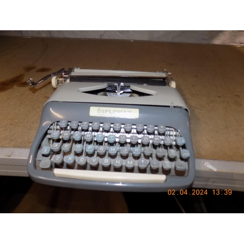 57 - Diplomat Super Typewriter