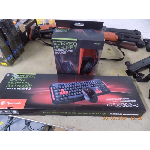 244 - Dynamode Gaming Keyboard, Mouse and Headset