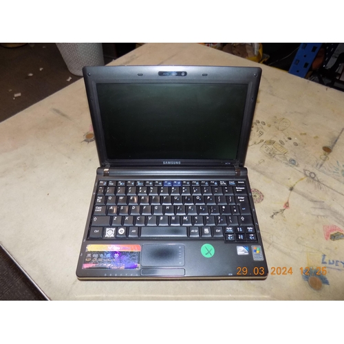 255 - Samsung Notebook